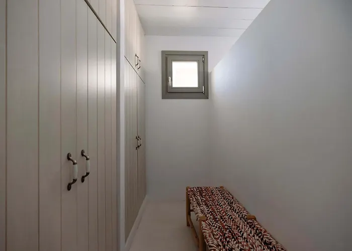 Moniasma Rustic Stone House In Folegandros Σπίτι διακοπών