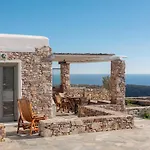 Moniasma Rustic Stone House In Folegandros Hébergement de vacances