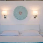 Moniasma Rustic Stone House In Folegandros * Áno Meriá