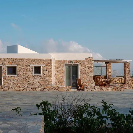 Moniasma Rustic Stone House In Folegandros *